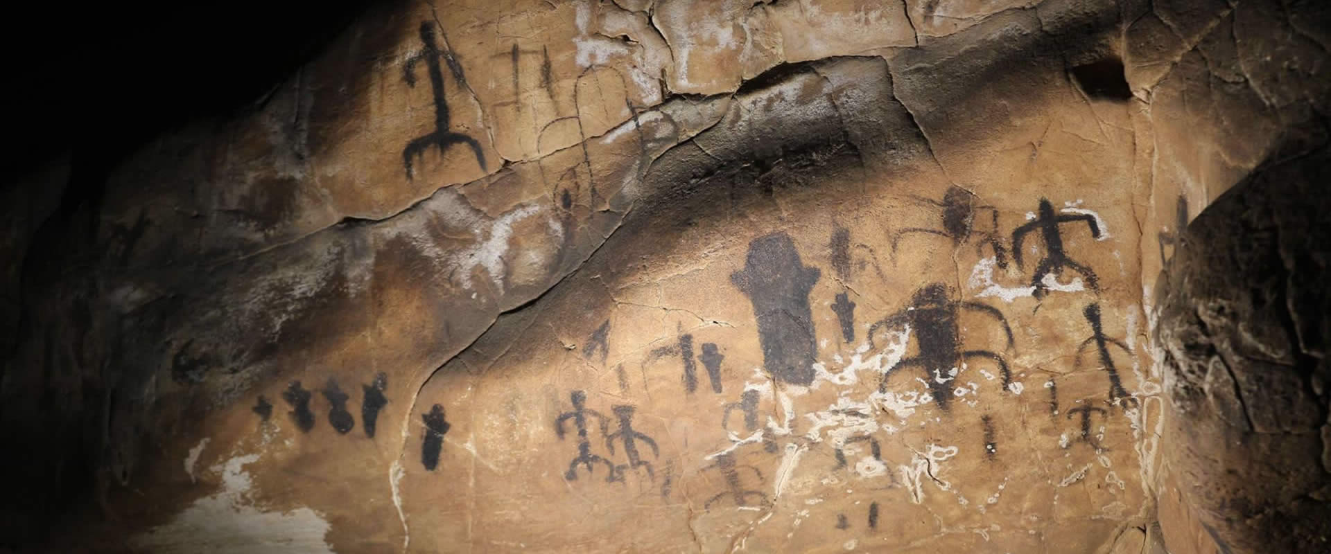 Paleolithic graffiti Grotta del Genovese